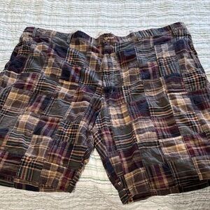 Roundtree & Yorke Multicolor Plaid Men's Shorts size 50. Excellent condition.